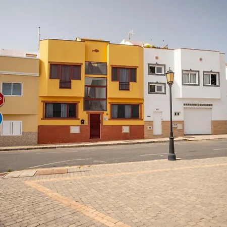 Casa Checa 1 Apartment *
