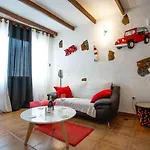 Casa Checa 1 *